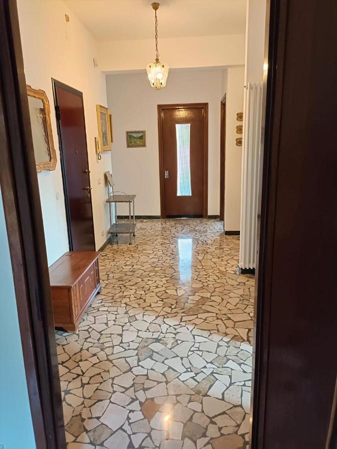 Appartamento Doppi Bagni Sei Posti Letto Viverone Exterior foto